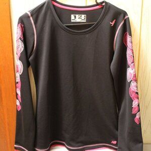 Women's New Balance Long-Sleeve Size Small Work-Out Shirt